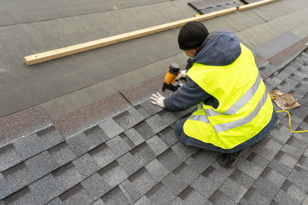 Best Flat Roof Repair Services  in Bells, TX